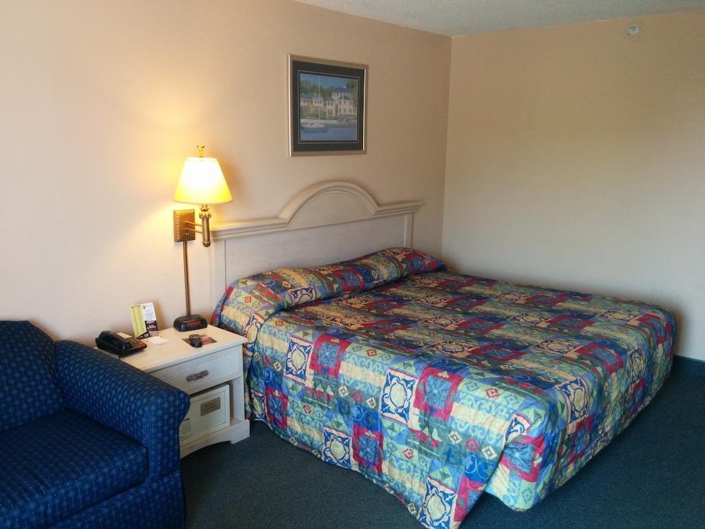 Comfort Inn N Myrtle Beach Barefoot Landing Север Миртл Бич Номер фото